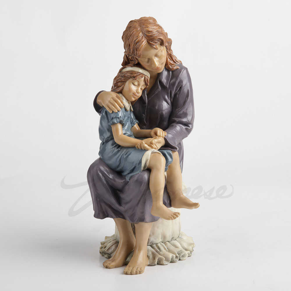 Art Craft Mother'S Day - รูปปั้นเรซิ่นแม่และลูกสาวกอดกัน รูปปั้นครอบครัวแสนอบอุ่น ของตกแต่งบ้าน ของประดับตกแต่งโต๊ะทำงาน งานศิลปะ ของขวัญวันแม่